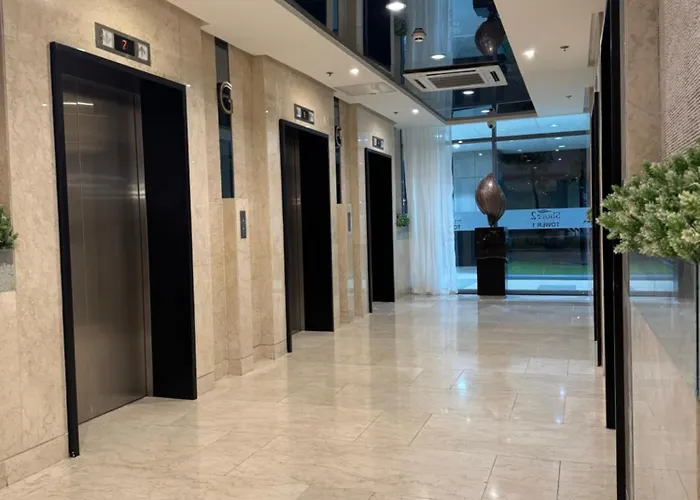Metro Prime At Shore 2 Residences Aparthotel 4*